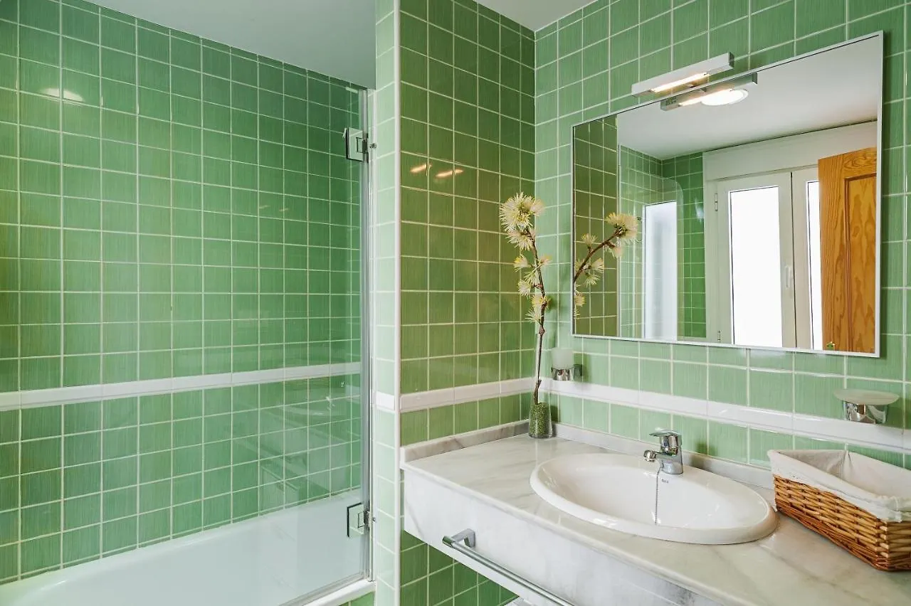 Dúplex 2 habitaciones, piscina Solo mayores de 30 Conil De La Frontera Apartamento